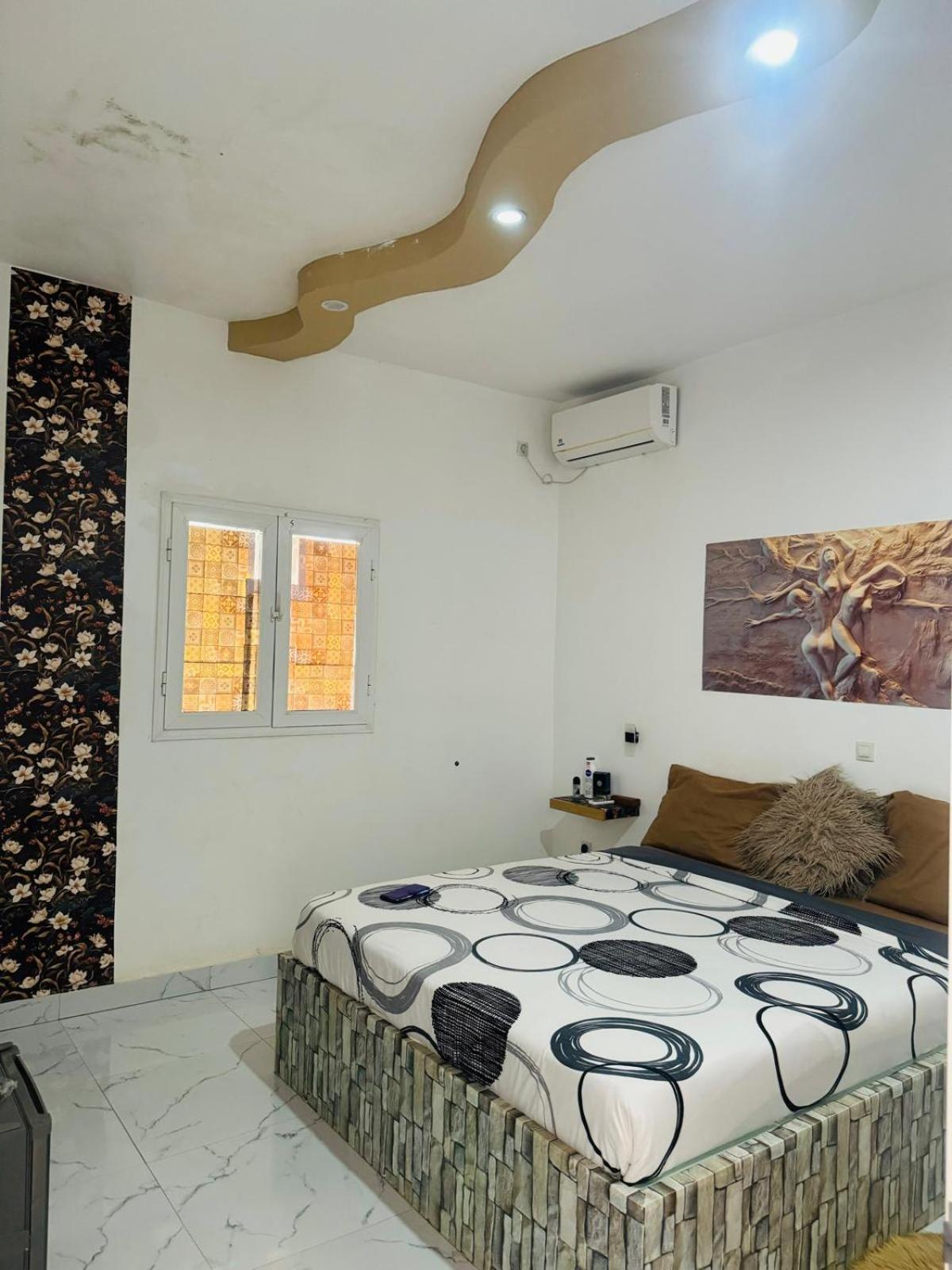 Bed and Breakfast Grace House Jacuzzi Saly Portudal Exterior foto
