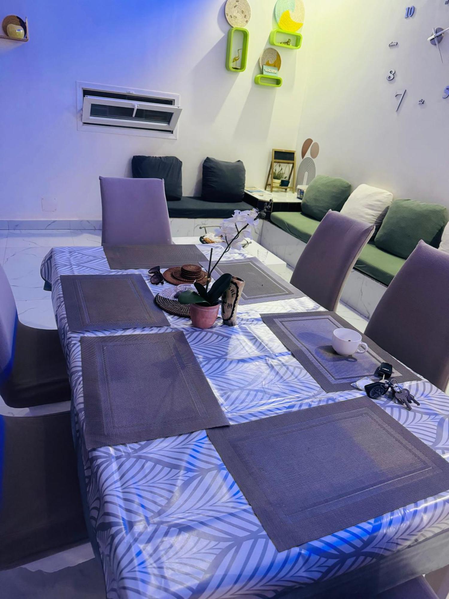 Bed and Breakfast Grace House Jacuzzi Saly Portudal Exterior foto